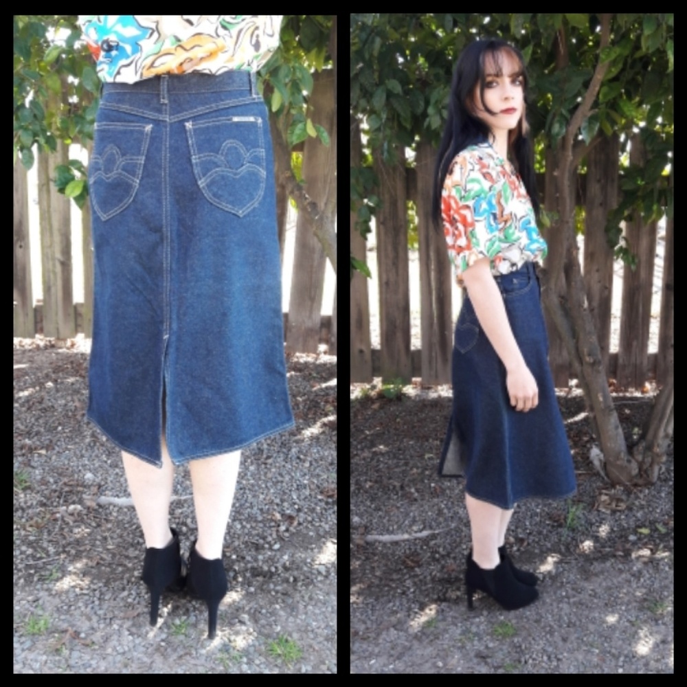 Gorgeous vintage 80's indigo denim skirt!
